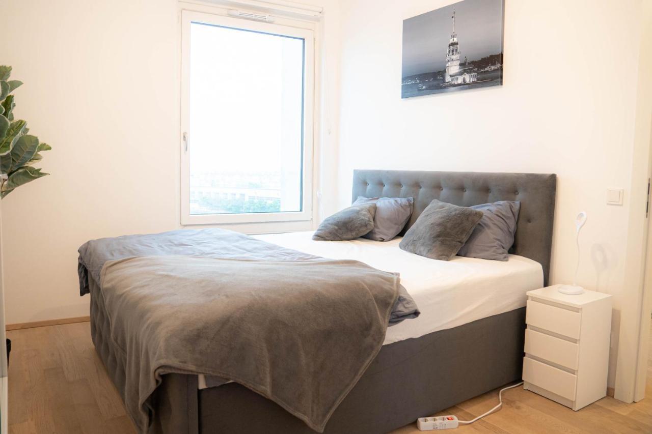 Restify10 - Skyline View - Fitness - Garge - Modern Appartement Wenen Buitenkant foto